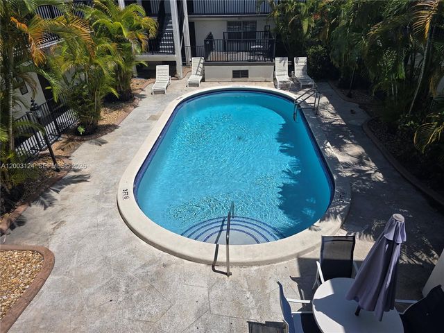 465 S Royal Poinciana Blvd 10B, Miami Springs, FL 33166