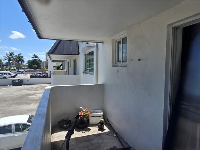 465 S Royal Poinciana Blvd 10B, Miami Springs, FL 33166