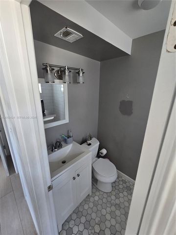 465 S Royal Poinciana Blvd 10B, Miami Springs, FL 33166