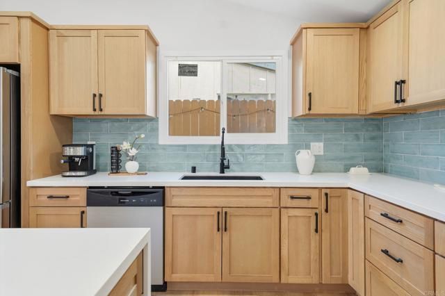 2828 Mission Village Dr, San Diego, CA 92123