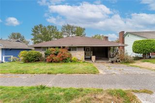 4021 46th Avenue S, Seattle, WA 98118