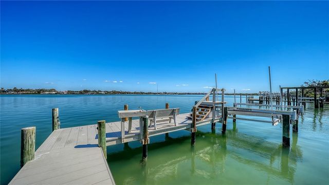 2116 CASEY KEY ROAD, Nokomis, FL 34275