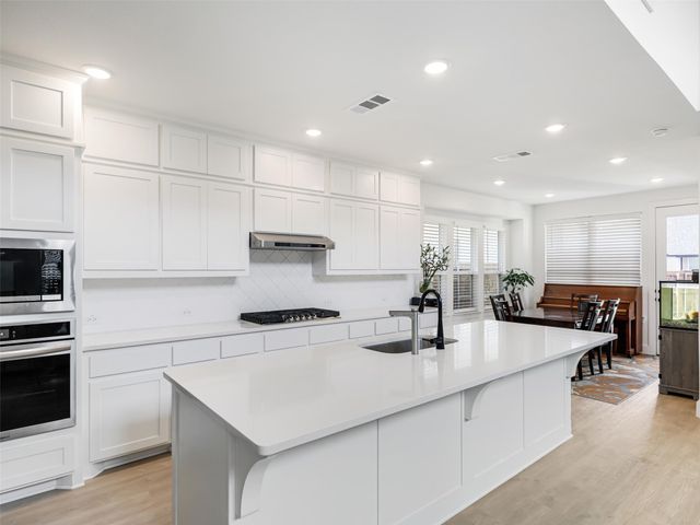 2712 Biltmore Drive, Celina, TX 75009