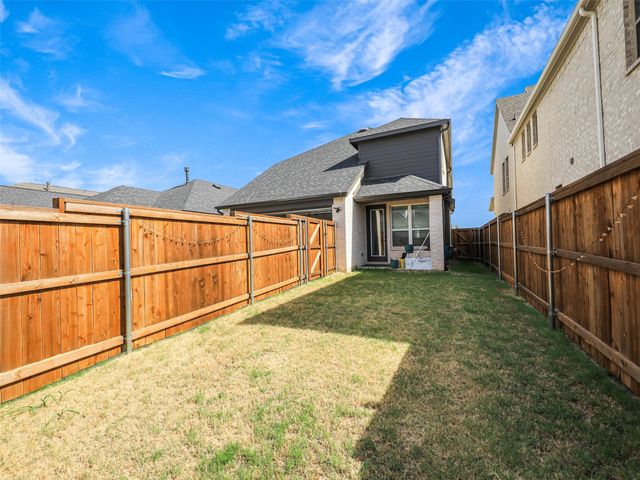 2712 Biltmore Drive, Celina, TX 75009