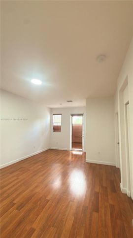 10737 NW 76th Lane 0, Doral, FL 33178
