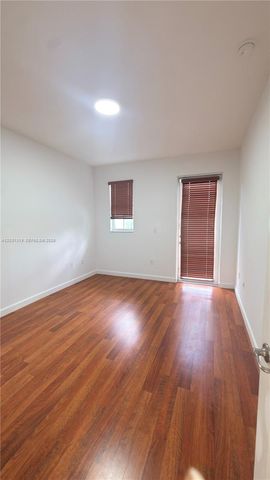 10737 NW 76th Lane 0, Doral, FL 33178