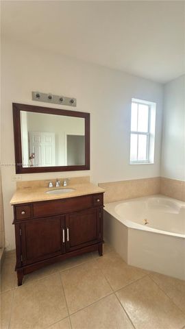 10737 NW 76th Lane 0, Doral, FL 33178
