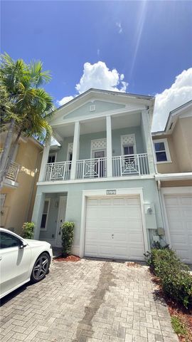 10737 NW 76th Lane 0, Doral, FL 33178