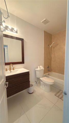 10737 NW 76th Lane 0, Doral, FL 33178