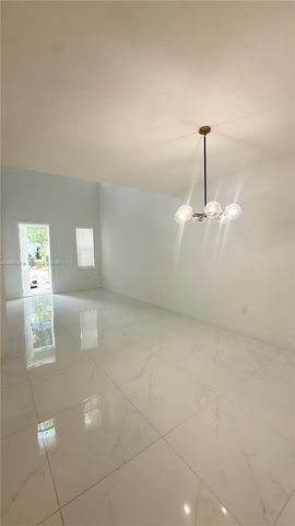 10737 NW 76th Lane 0, Doral, FL 33178