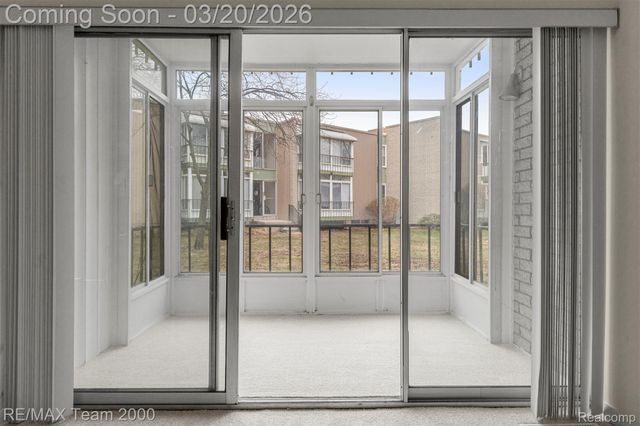 33379 Fargo Street Unit 1, Livonia, MI 48152