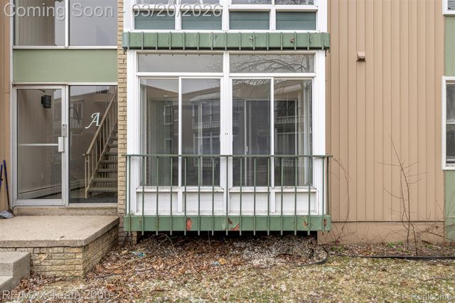 33379 Fargo Street Unit 1, Livonia, MI 48152