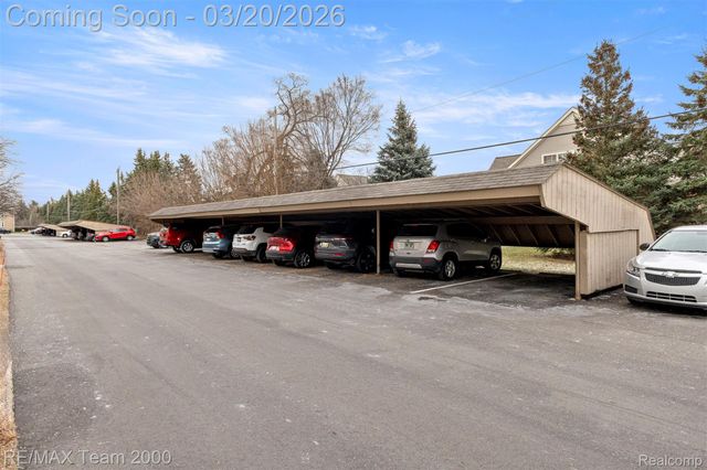 33379 Fargo Street Unit 1, Livonia, MI 48152