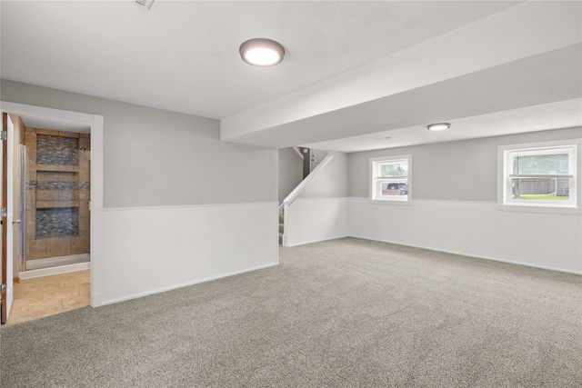 411 NW 7th Street, Grimes, IA 50111