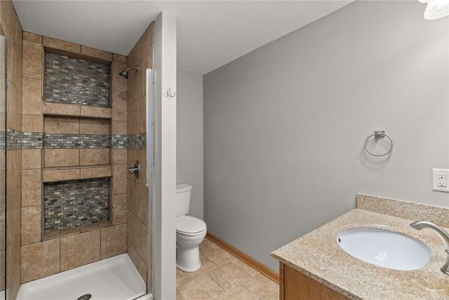 411 NW 7th Street, Grimes, IA 50111