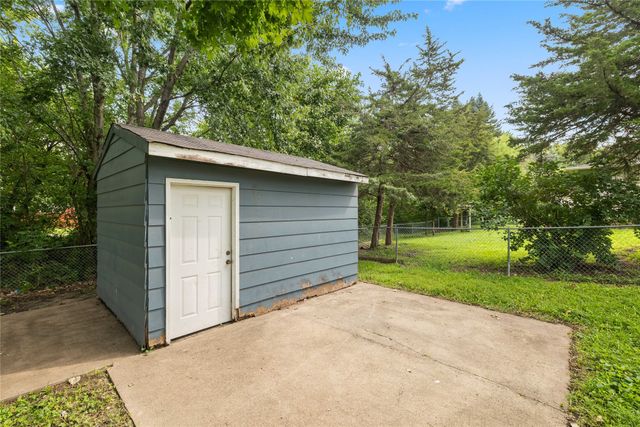 411 NW 7th Street, Grimes, IA 50111