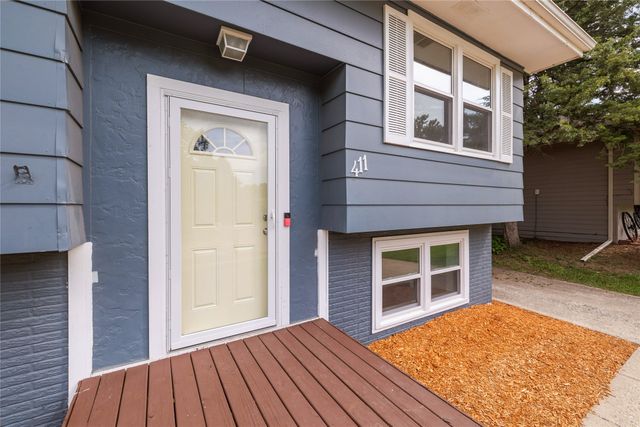 411 NW 7th Street, Grimes, IA 50111