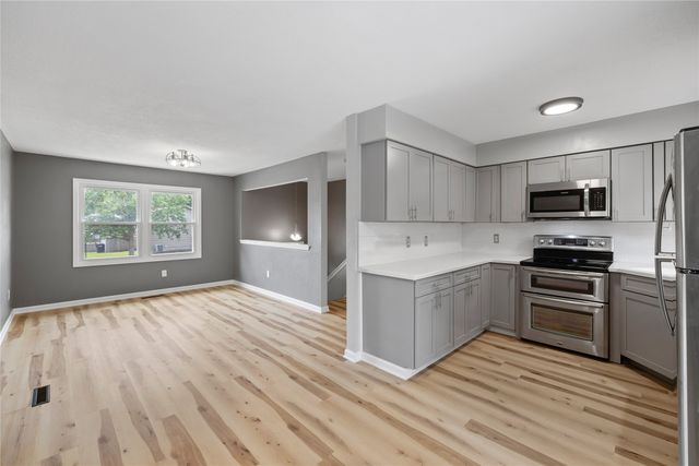 411 NW 7th Street, Grimes, IA 50111