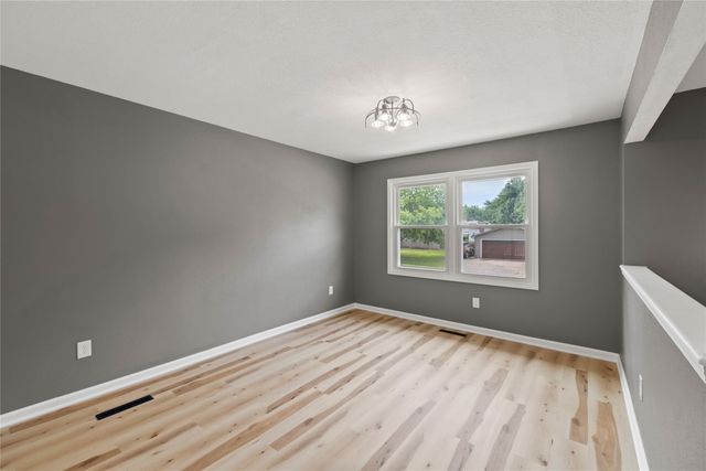 411 NW 7th Street, Grimes, IA 50111