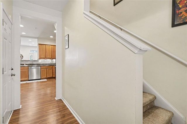 537 Ridge View Crossing, Woodstock, GA 30188