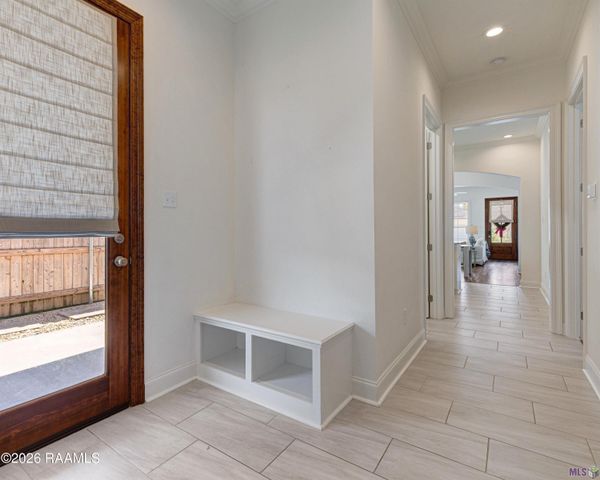 209 Manor House Lane, Lafayette, LA 70507