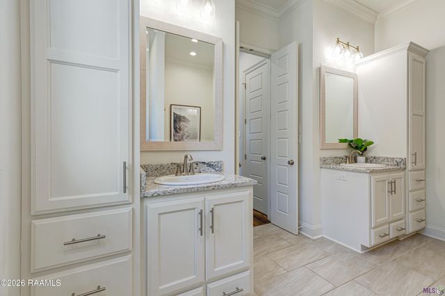 209 Manor House Lane, Lafayette, LA 70507