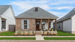 209 Manor House Lane, Lafayette, LA 70507