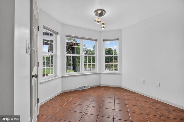 624 BARTLETT DR, Dallastown, PA 17313