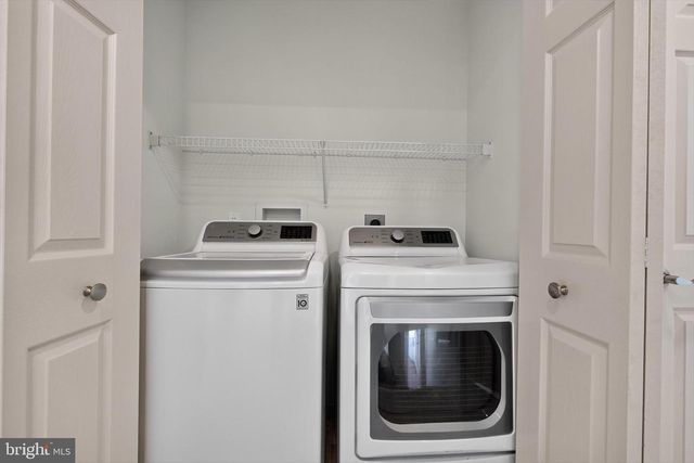 624 BARTLETT DR, Dallastown, PA 17313