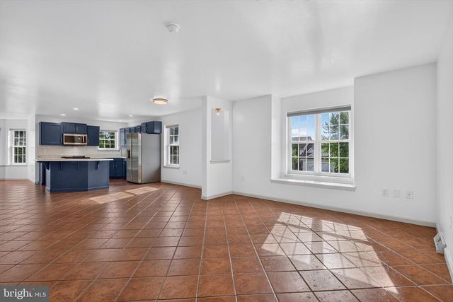 624 BARTLETT DR, Dallastown, PA 17313