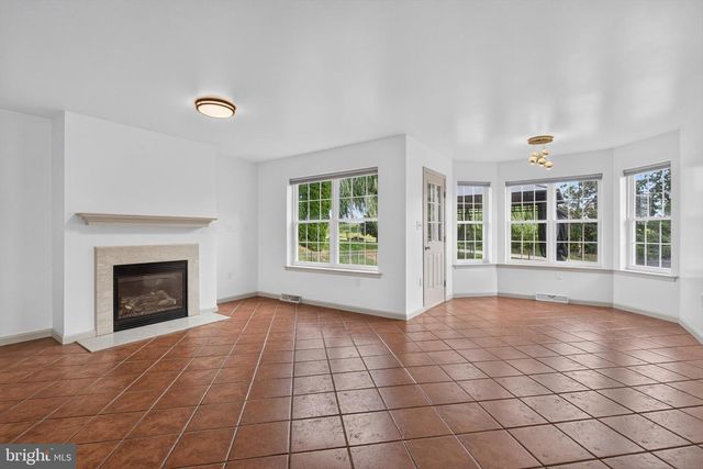 624 BARTLETT DR, Dallastown, PA 17313