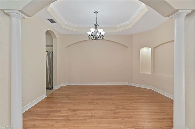 1158 Oakes BLVD, Naples, FL 34119