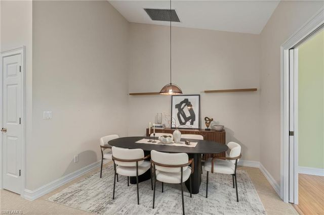 1158 Oakes BLVD, Naples, FL 34119