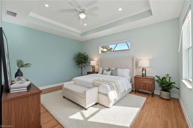 1158 Oakes BLVD, Naples, FL 34119