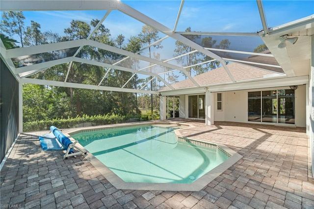 1158 Oakes BLVD, Naples, FL 34119