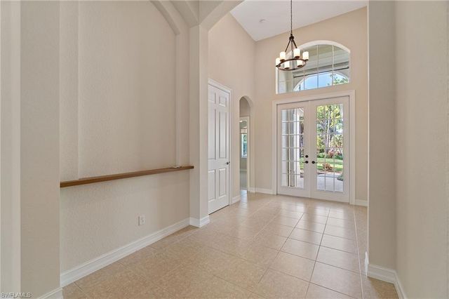 1158 Oakes BLVD, Naples, FL 34119