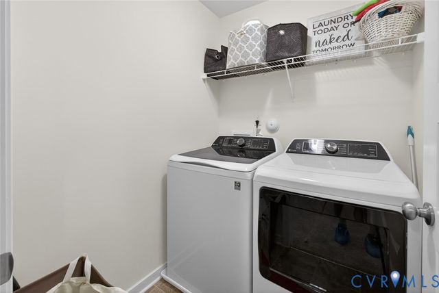 18333 Palisades Ct, Moseley, VA 23120