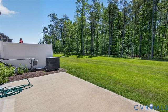 18333 Palisades Ct, Moseley, VA 23120