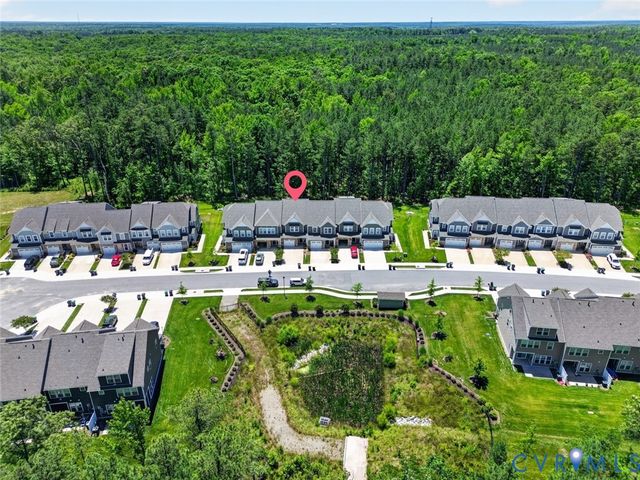 18333 Palisades Ct, Moseley, VA 23120