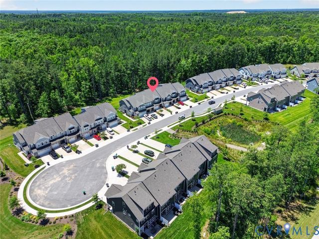18333 Palisades Ct, Moseley, VA 23120