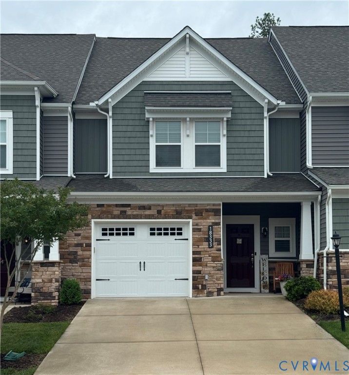 18333 Palisades Ct, Moseley, VA 23120