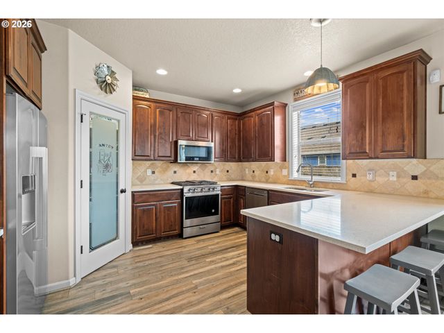 14707 SUGARPINE St, Oregon City, OR 97045