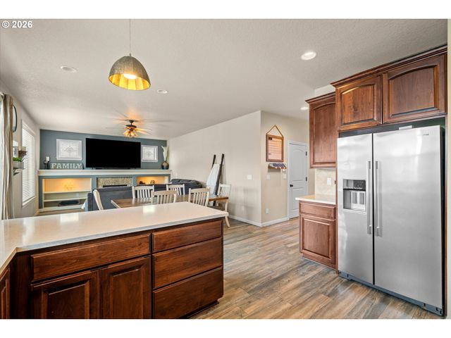 14707 SUGARPINE St, Oregon City, OR 97045