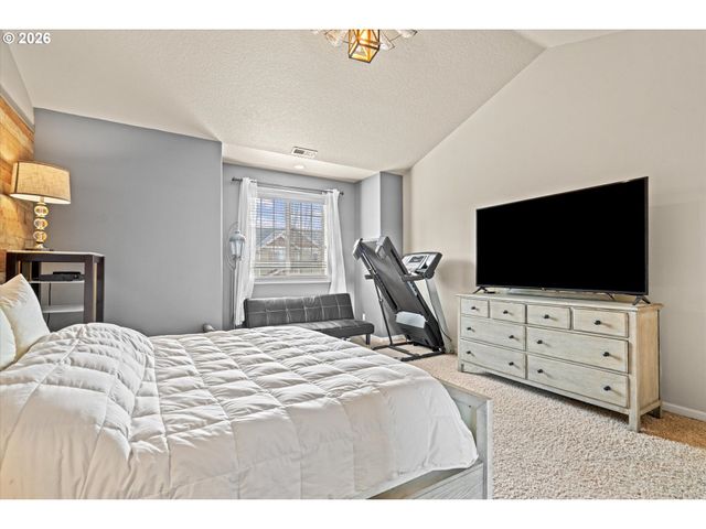 14707 SUGARPINE St, Oregon City, OR 97045