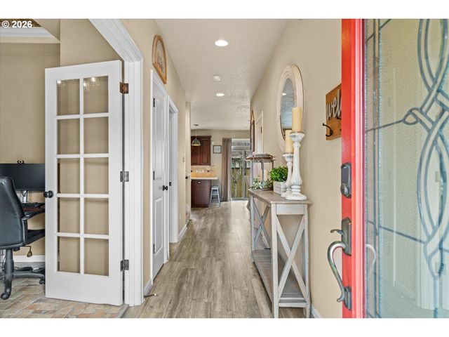 14707 SUGARPINE St, Oregon City, OR 97045