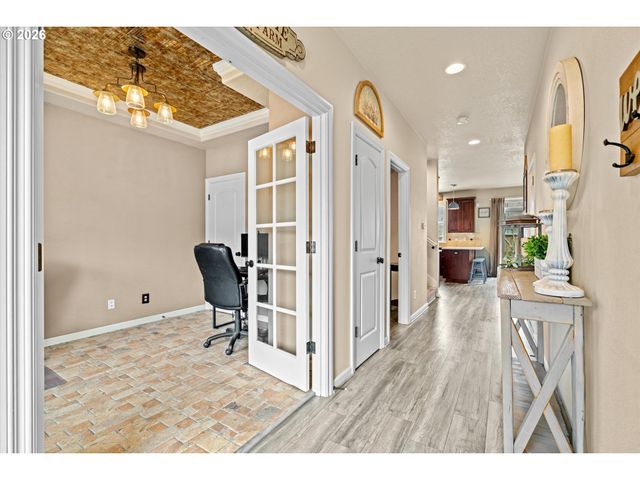 14707 SUGARPINE St, Oregon City, OR 97045