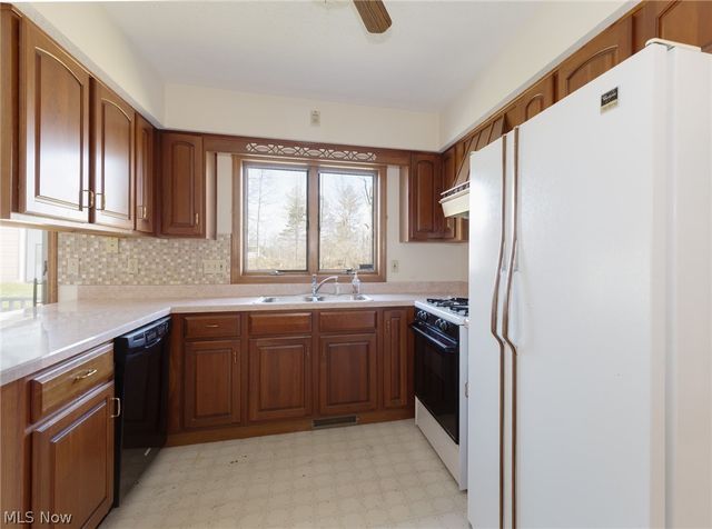 7107 Chatham Road, Medina, OH 44256