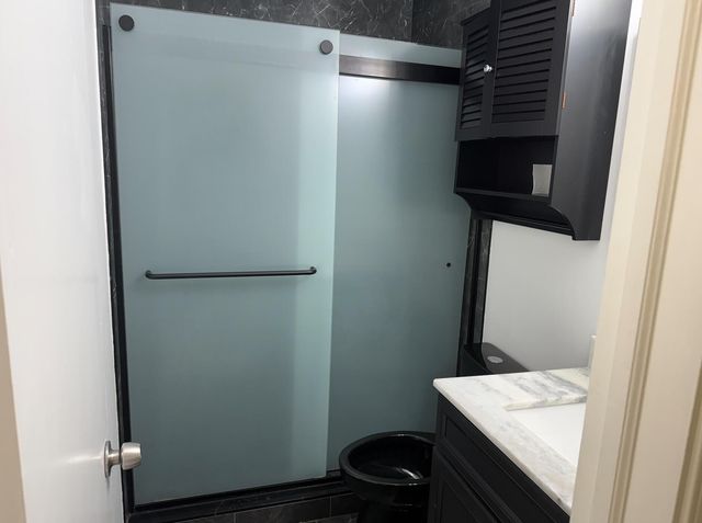 2181 NE 67th Street 603, Fort Lauderdale, FL 33308