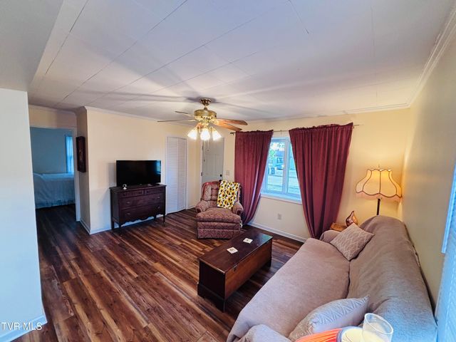 1644 Redwood Drive, Kingsport, TN 37664