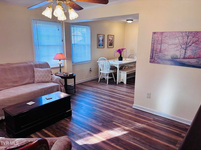 1644 Redwood Drive, Kingsport, TN 37664